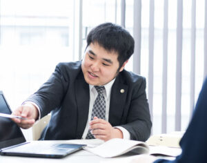 須藤弁護士