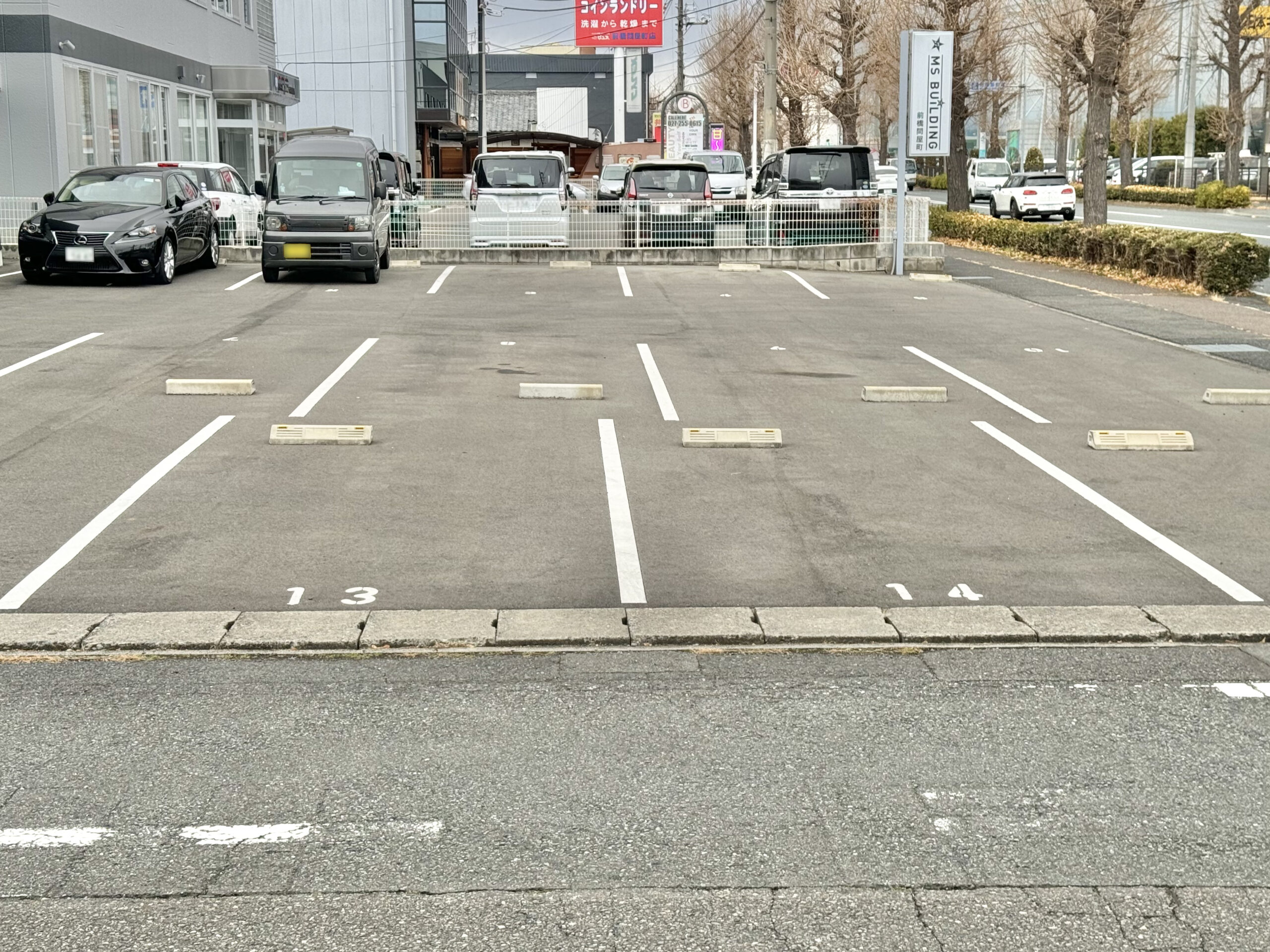 無料駐車場のご案内